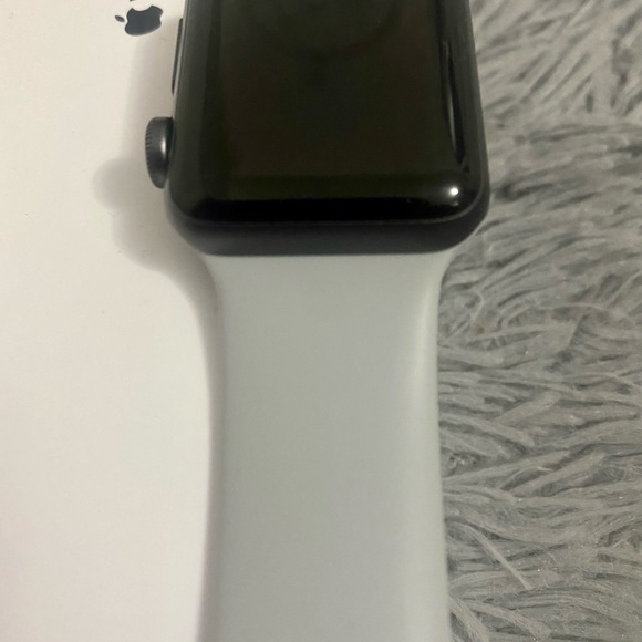 ‼️SOLD‼️ apple watch 38mm series 3 - Picture 8 of 9